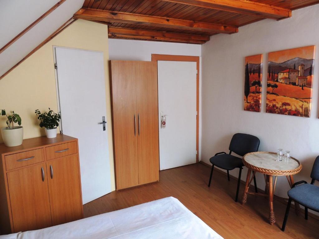 Penzion Pohoda Beroun Room photo